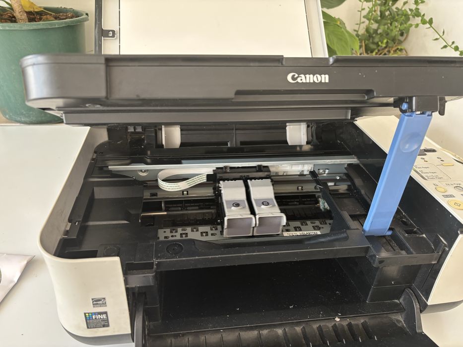 Imprimanta Canon