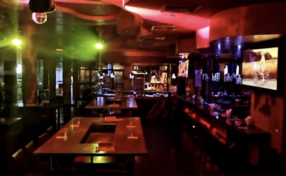 Дава се под наем Заведение в Свищов - 600 кв.м за 2295 € - Снимка #2