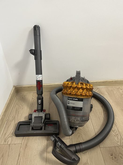 Aspirator Dyson Cinetic DC52 Allergy