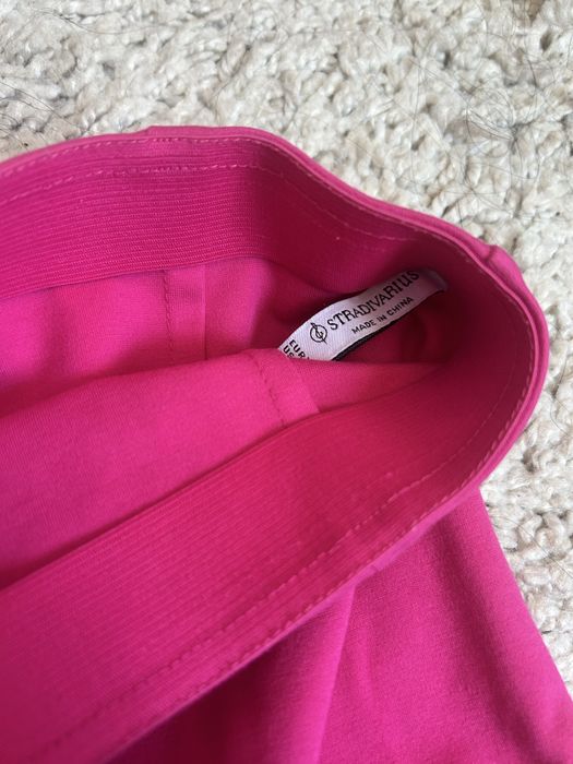 Розова пола Stradivarius