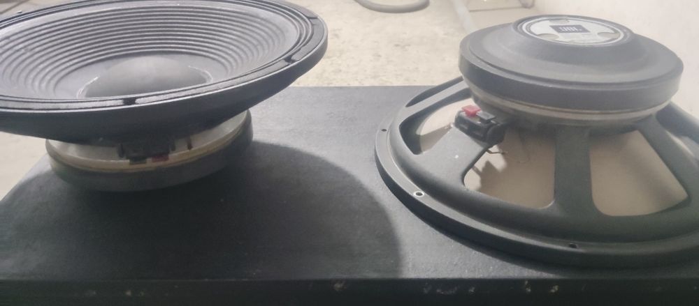 Динамики JBL 15 дюйм