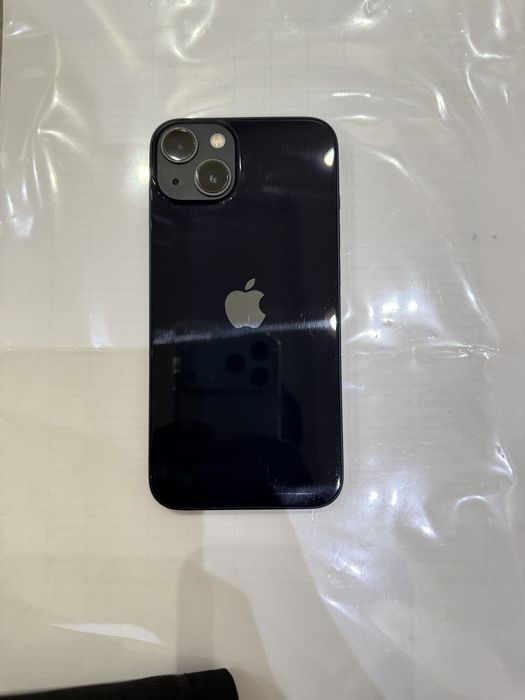 Iphone 13 telefon sotiladi.