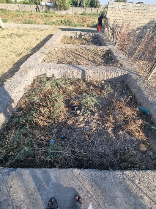 Срочно 4 хонали уй сотилади