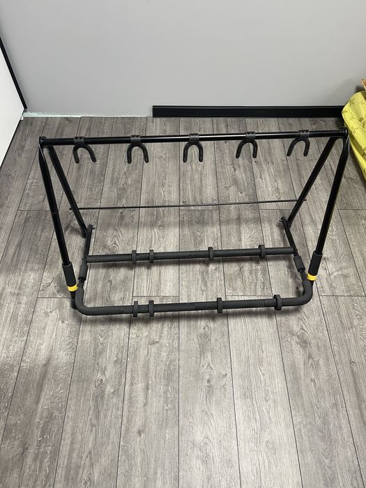 Hercules HCGS-525B  стойка за китари