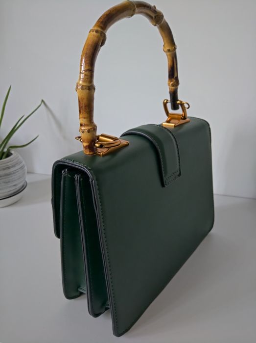 Чанта Gucci в зелено с бродерия, бамбукова дръжка