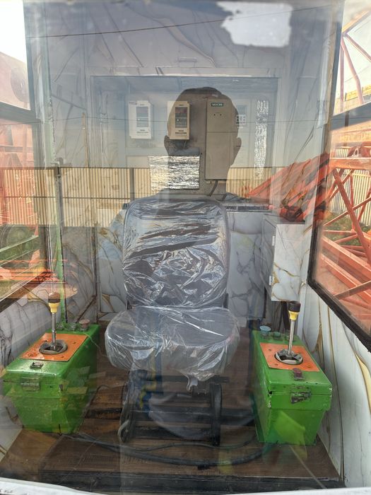 Башенный кран QTZ-80 TCT 5512