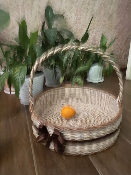 Плетеные корзины подарочные