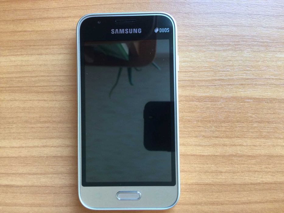 Samsung J1 Mini в отличном состоянии