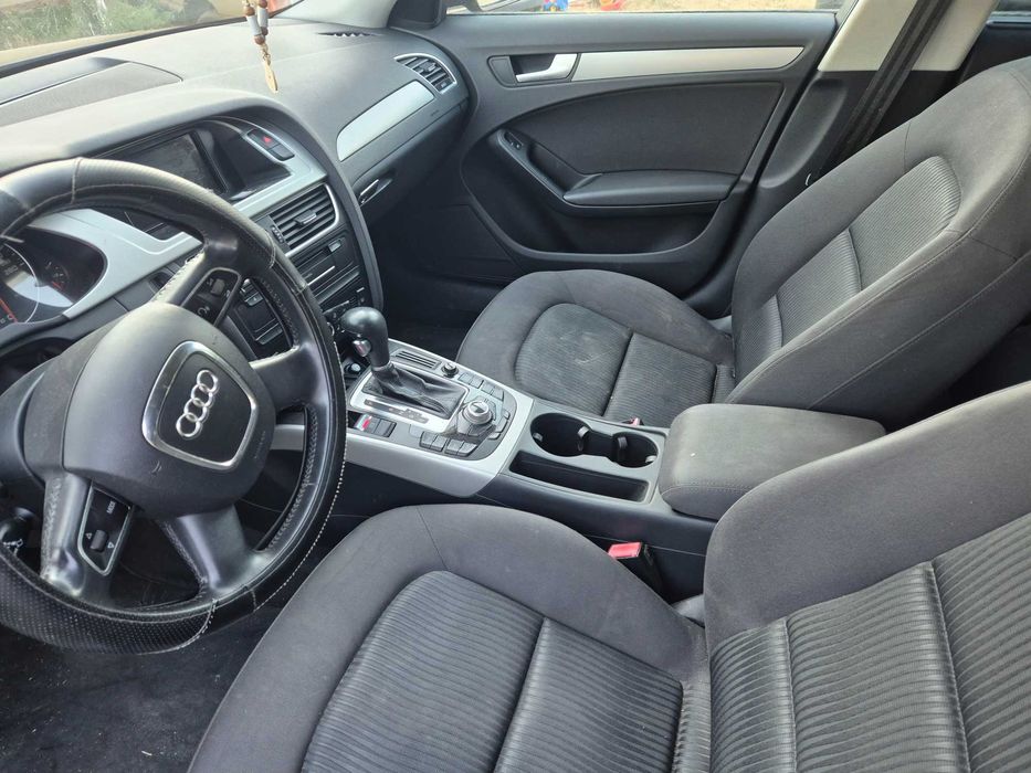 Audi A4 b8 din 2011