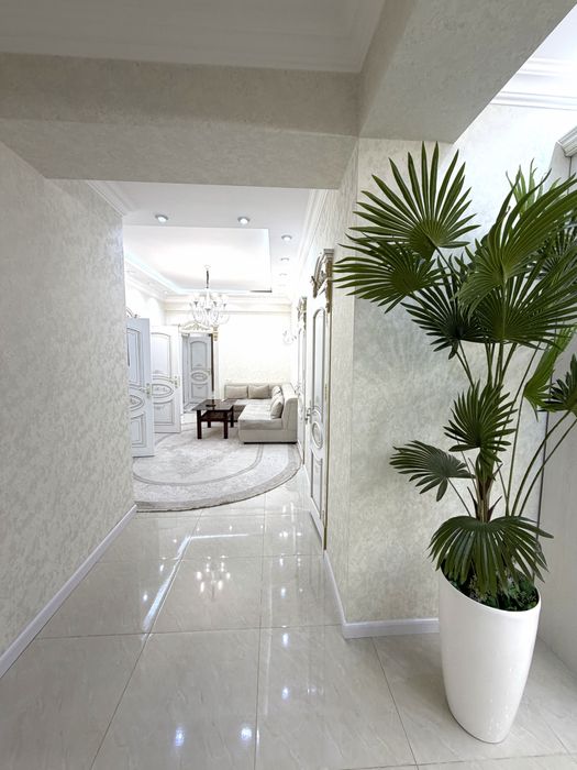 Юнусобод 2 кв 4 ком Элитный новостройка Евро ремонт