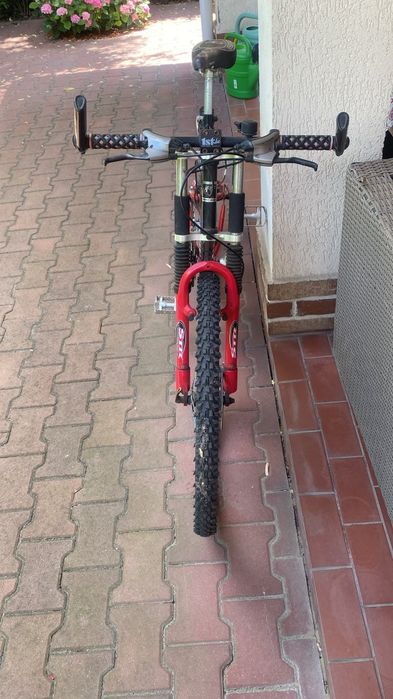 Vând bicicleta adult