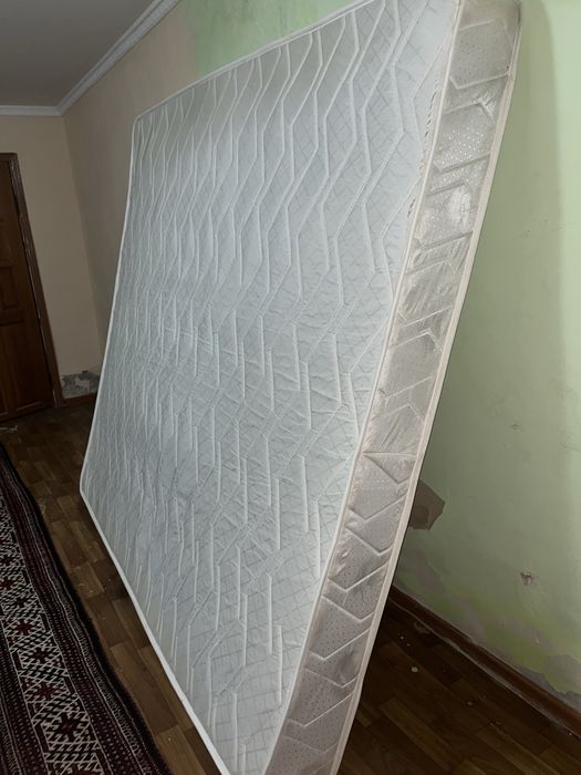 Продаю матрас чистый новый