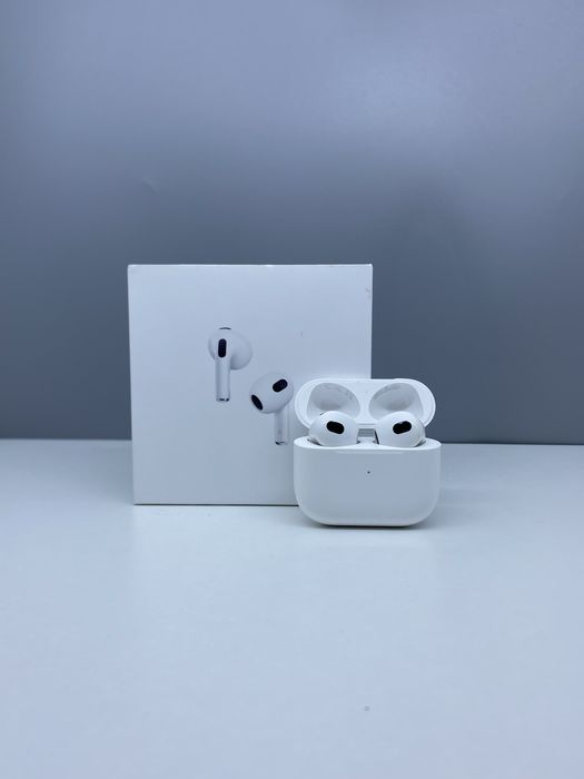 Apple AirPods 3 series