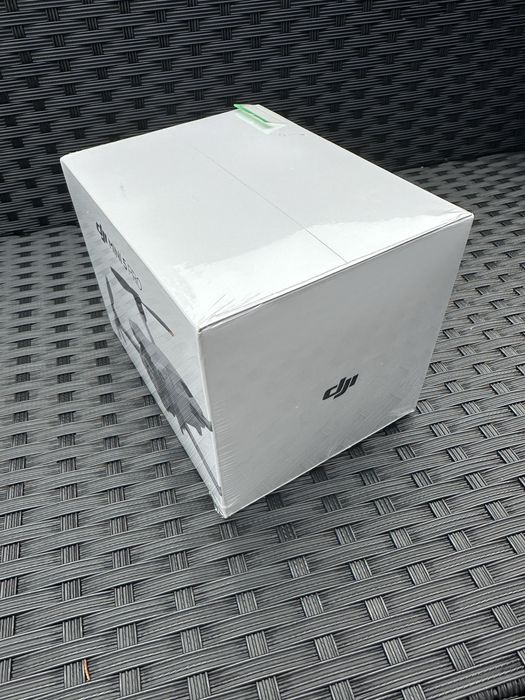 Чисто Нов дрон DJI Mini 5 Pro