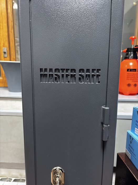 Сейф от производителя