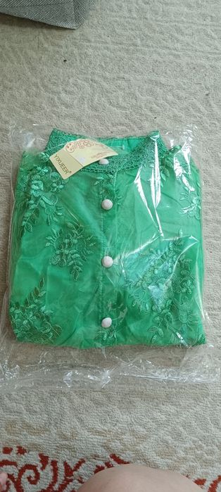 Гипюровая блузка