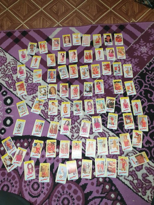 Картинки и картончета от сериала Спасители на плажа