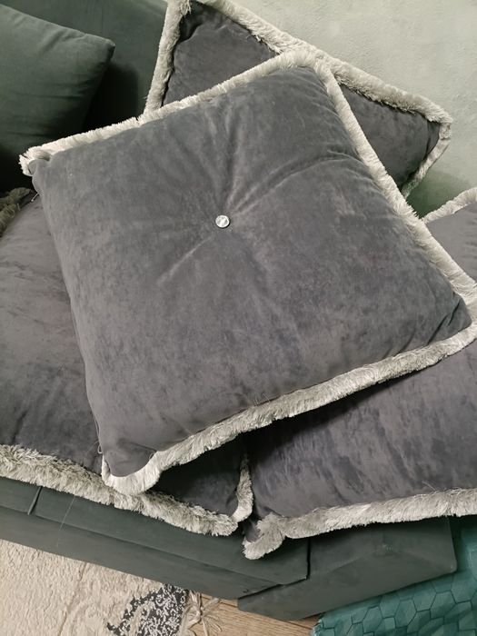 Подушки в отличном состоянии