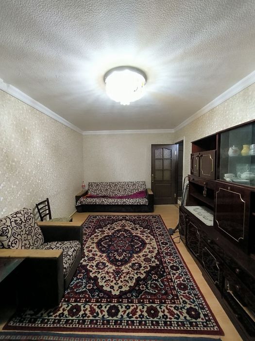 Аренда 3 хона 2 этаж партсезд кафе Феникс