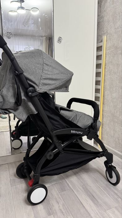 Прогулочная коляска yoyo