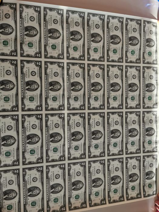 2 долара нерязан лист