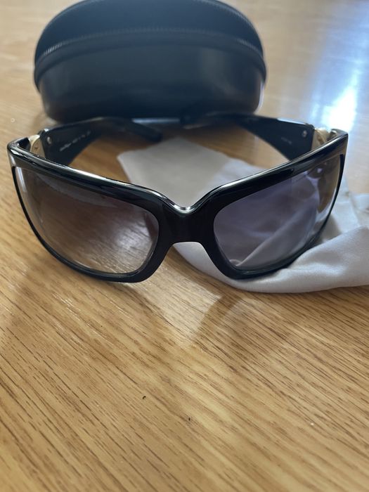 Күнге киетин көзілдірік