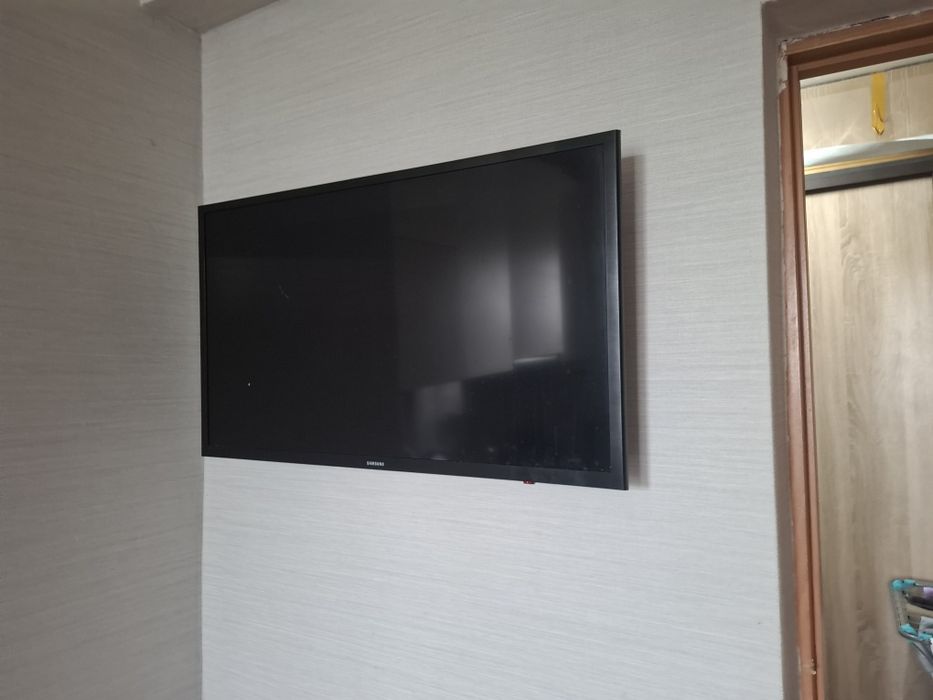 Продам телевизор samsung