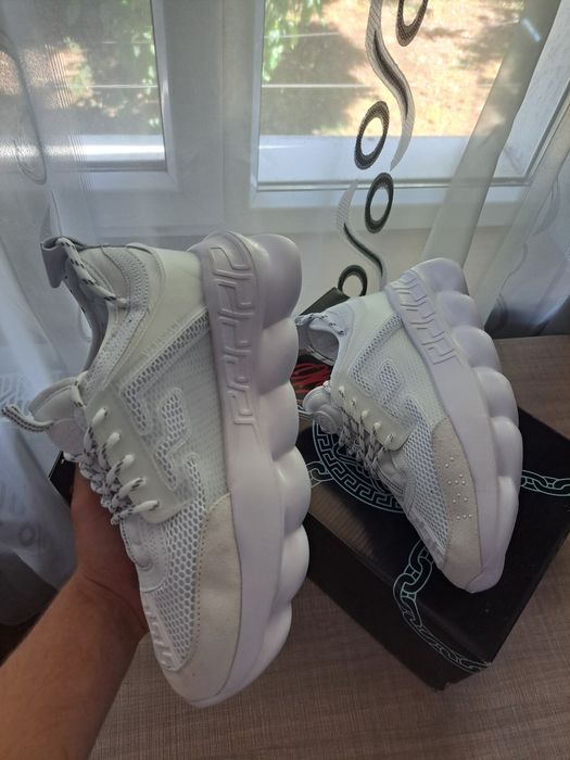 Versace chain reaction 40-44