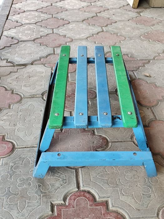 Продам санки детские