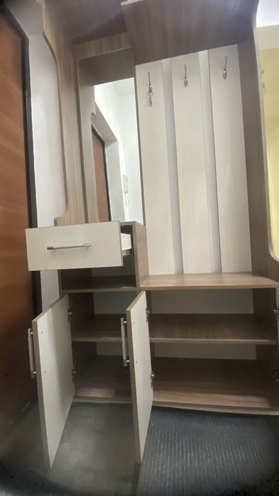 Телевизор подставкасымен 5000 тг.