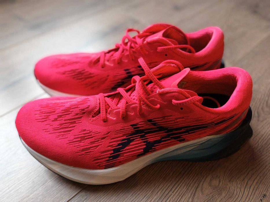 Asics Novablast 3, marimea 45