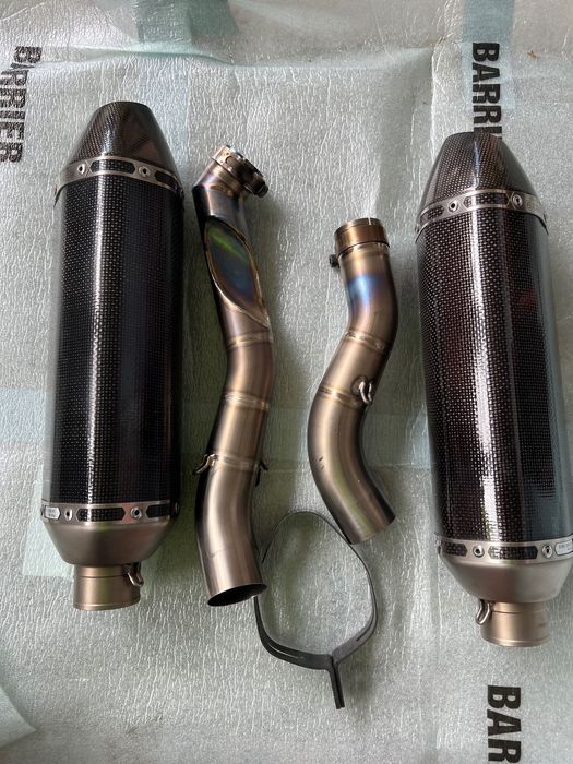 Suzuki k7-L6 1000 Akrapovic