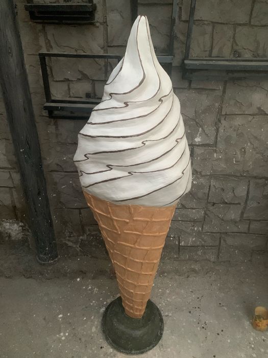 Muzqaymoq maketlari sotiladi yasab beriladi