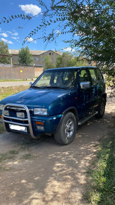 Продам машину  Ford Maverick 1996 г