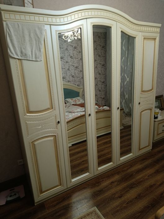 Ищу на подселение девушку или двух