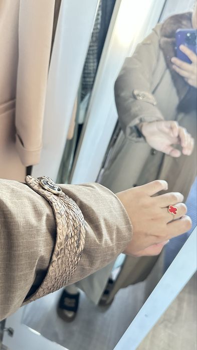 Продам куртку рафаэлло новую