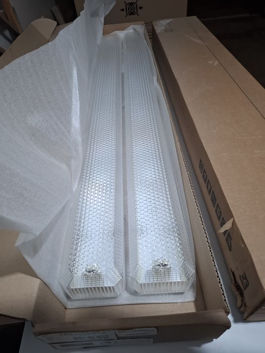 Светильник потолочный/настенный