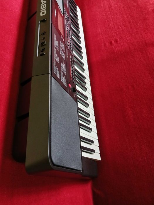 Orgă CASIO CT-X700, 61 Clape, ca NOUĂ, în Garanție!