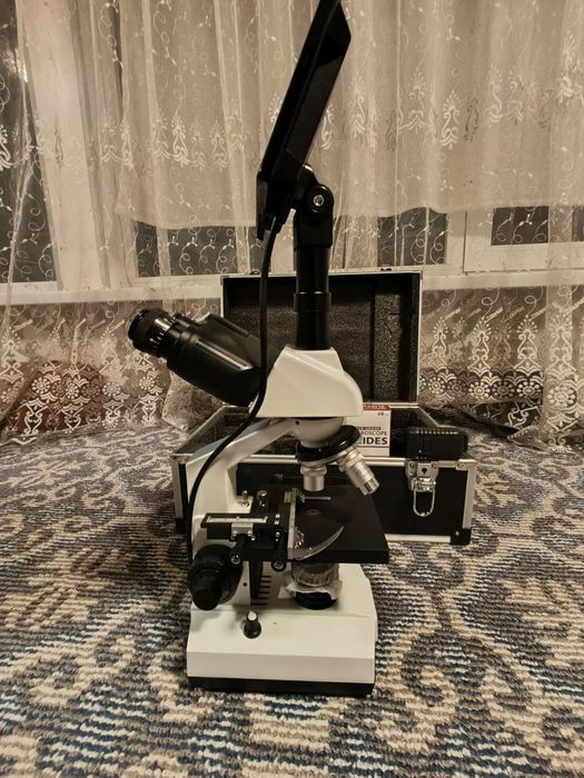 Микроскоп электронный