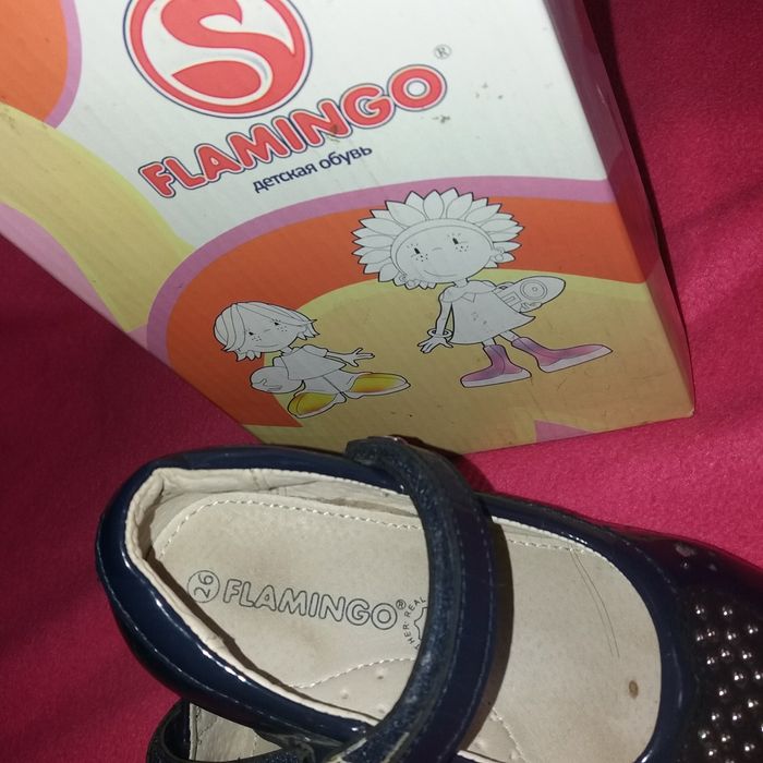 Красивые туфли 26рр на девочку