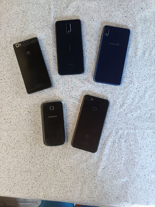 Lot 5 telefoane Huawei, Samsung și Nokia – pentru piese/reparații