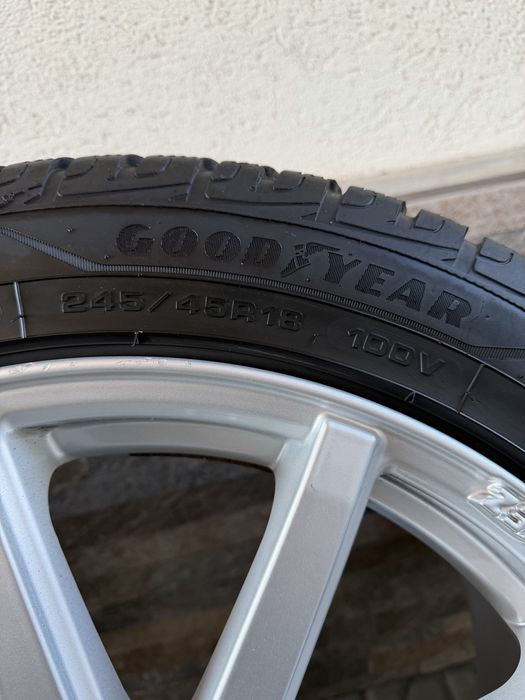 Jante 245/45 R18 + anvelope Good Year UltraGrip Performance+