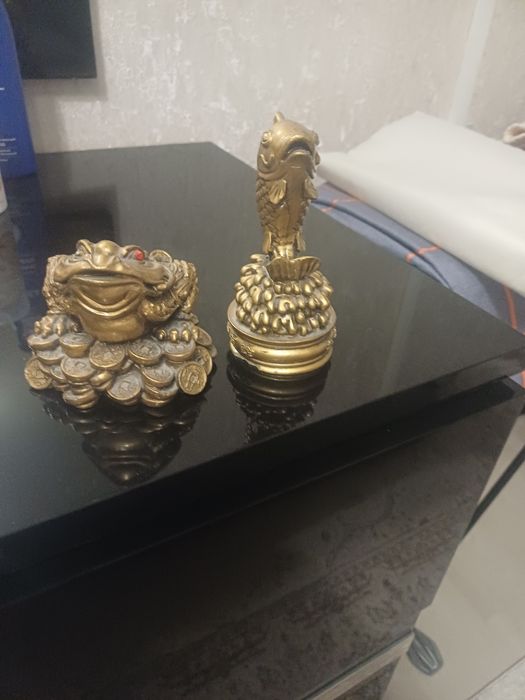 Сувениры  лягушка и рыбка за 3000 тенге