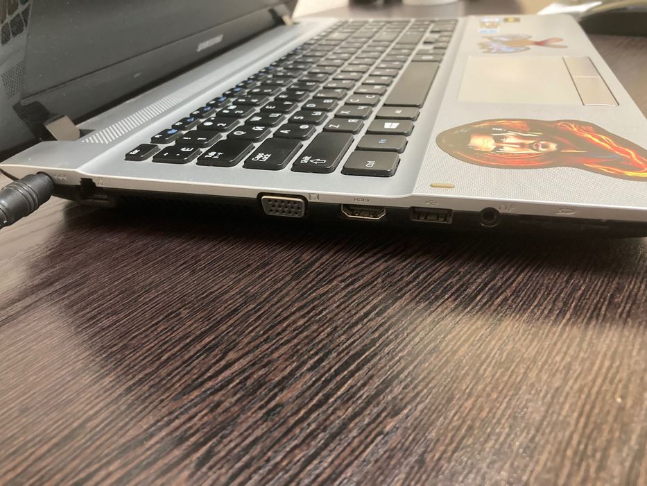 Ноутбук Samsung 300E5E-S06 i5 3230M 8GB SSD 870GB AMD HD8750M