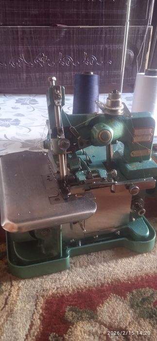 Продам Аверлок 900000