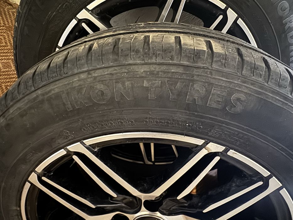 Продаи комплект резины с дисками