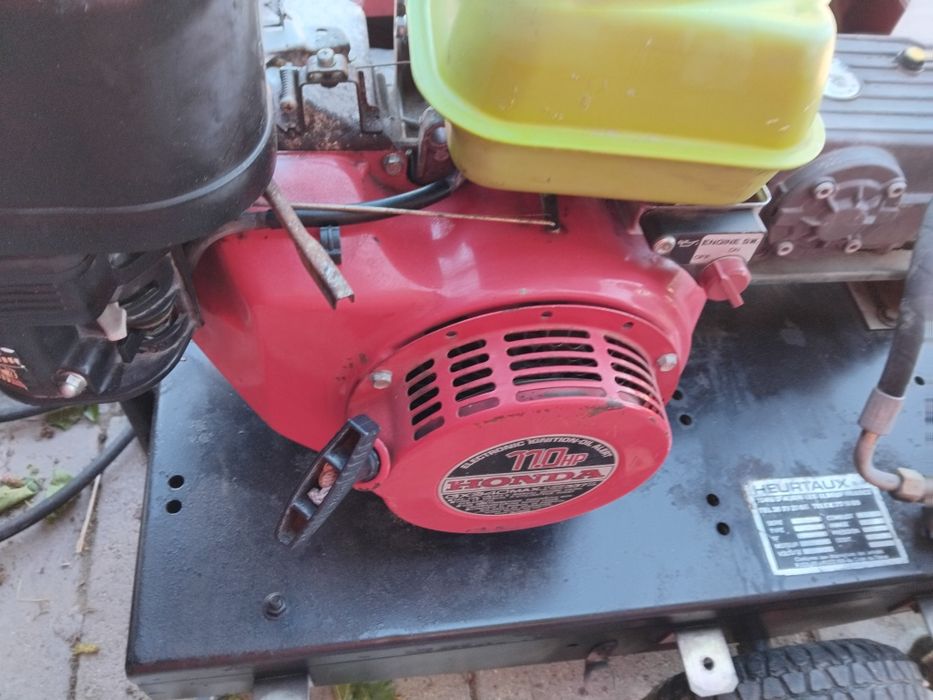 Водоструйка Honda 11ps 200bar Машина за Отпушвате на Канали