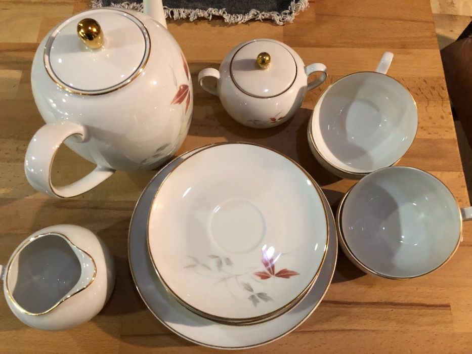 Стилна порцеланова посуда на немската марка Бавариа