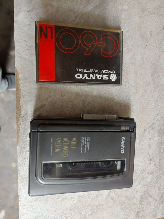 Уолкмен Саньо, оригинален Японски