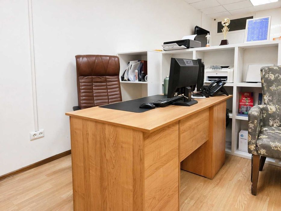 Продам офисную мебель